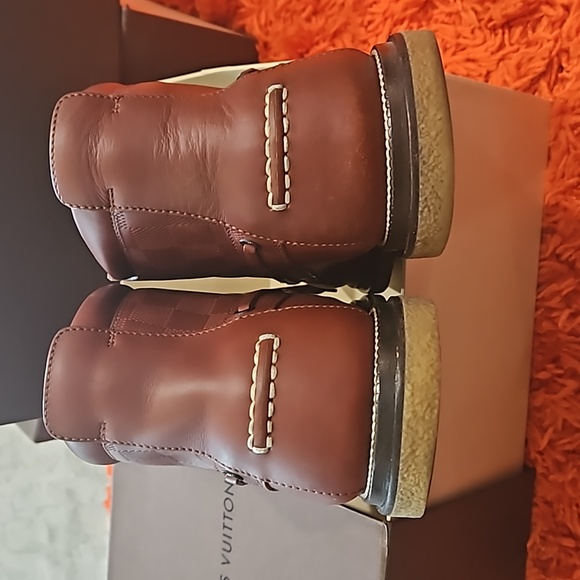 Louis Vuitton men boots! Burgundy! - Picture 4 of 5